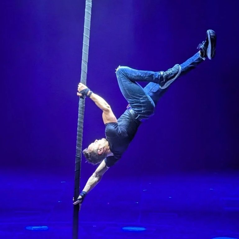 Chinese Pole