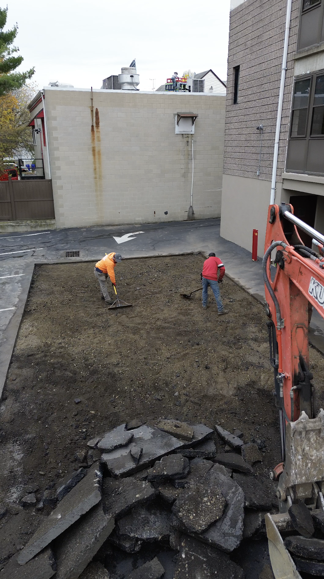 Asphalt driveway replacement westport.png