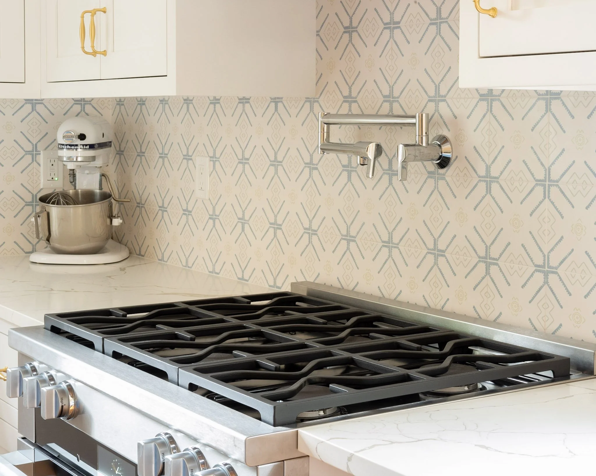 Kitchen Remodel that had tile installation and modern look.
