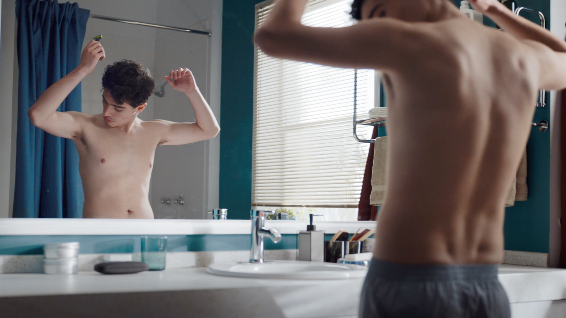 GilletteFace&Body.png