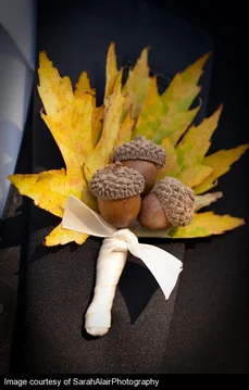 acorns leaves boutonniere chicago fall engaging events by ali - Fall Themed Chicago Wedding acorns leaves boutonniere chicago fall engaging events by ali