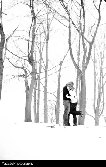 black-and-white-engagement-pictures-engaging-events-by-ali.jpg