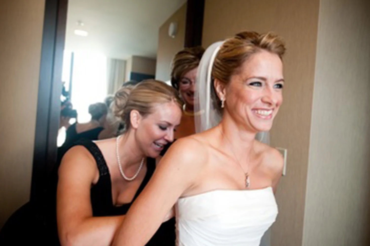 Getting Ready With Your Bridesmaids
