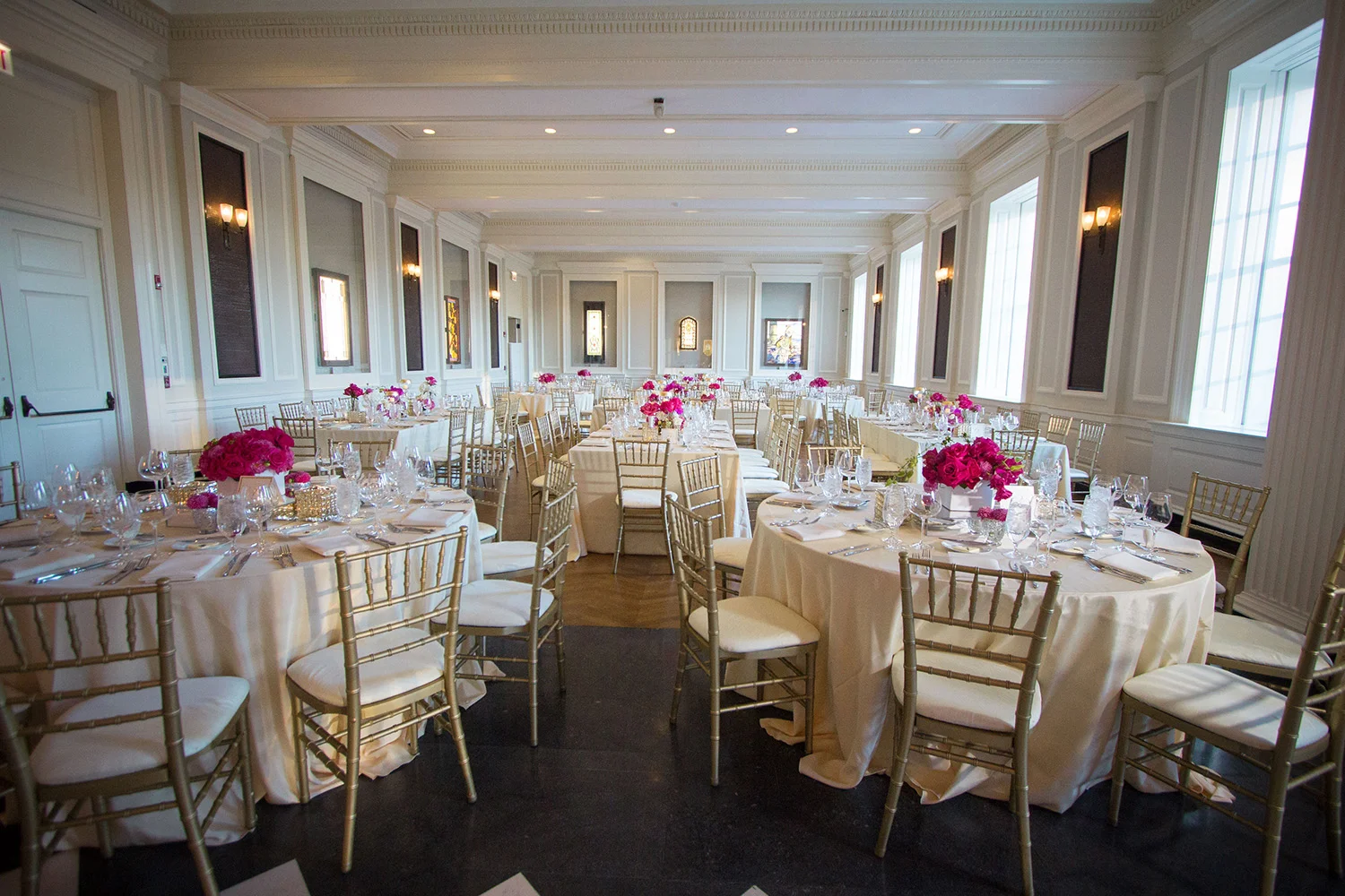 center-pieces-guest-tables-chicago-weddings-engaging-events-by-ali.jpg