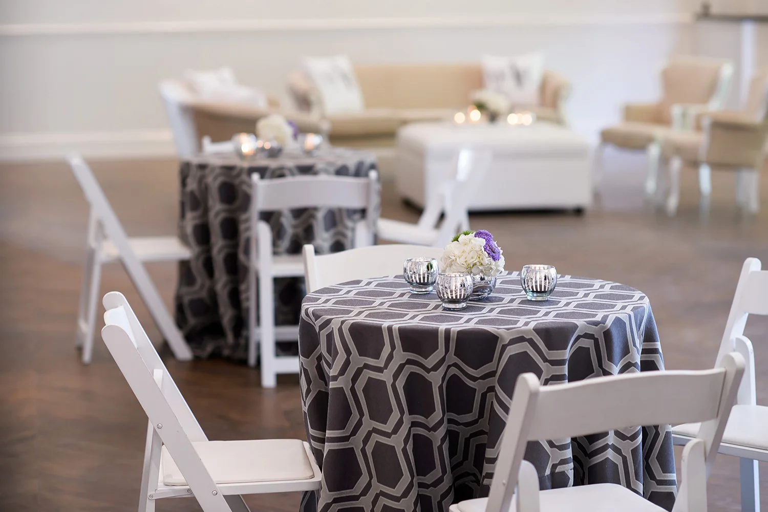 cocktail-hour-trends-chicago-wedding-planner-best-engaging-events-by-ali.jpg