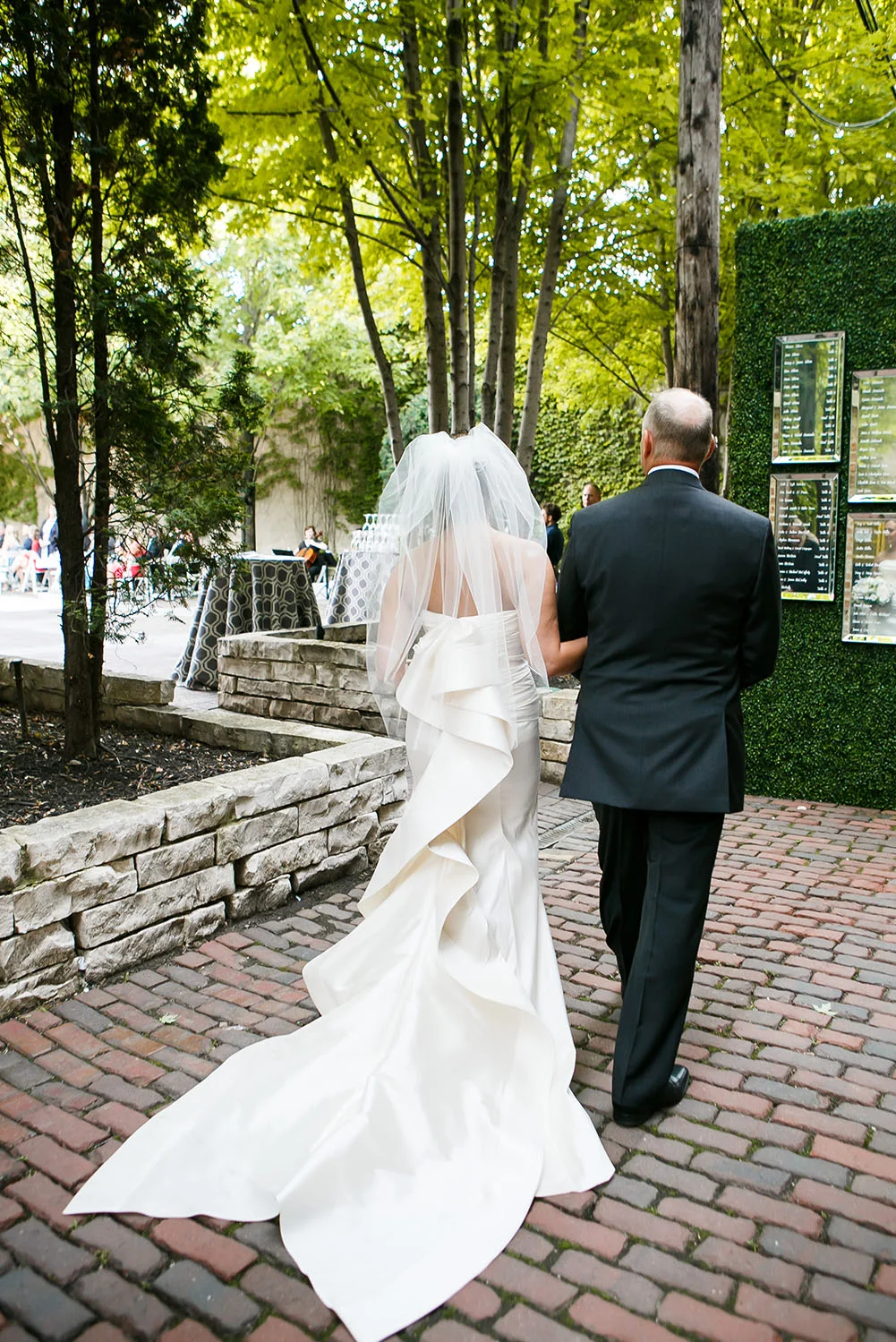father-and-daughter-chicago-venue-wedding-planner-affordable-engaging-events-by-ali.jpg