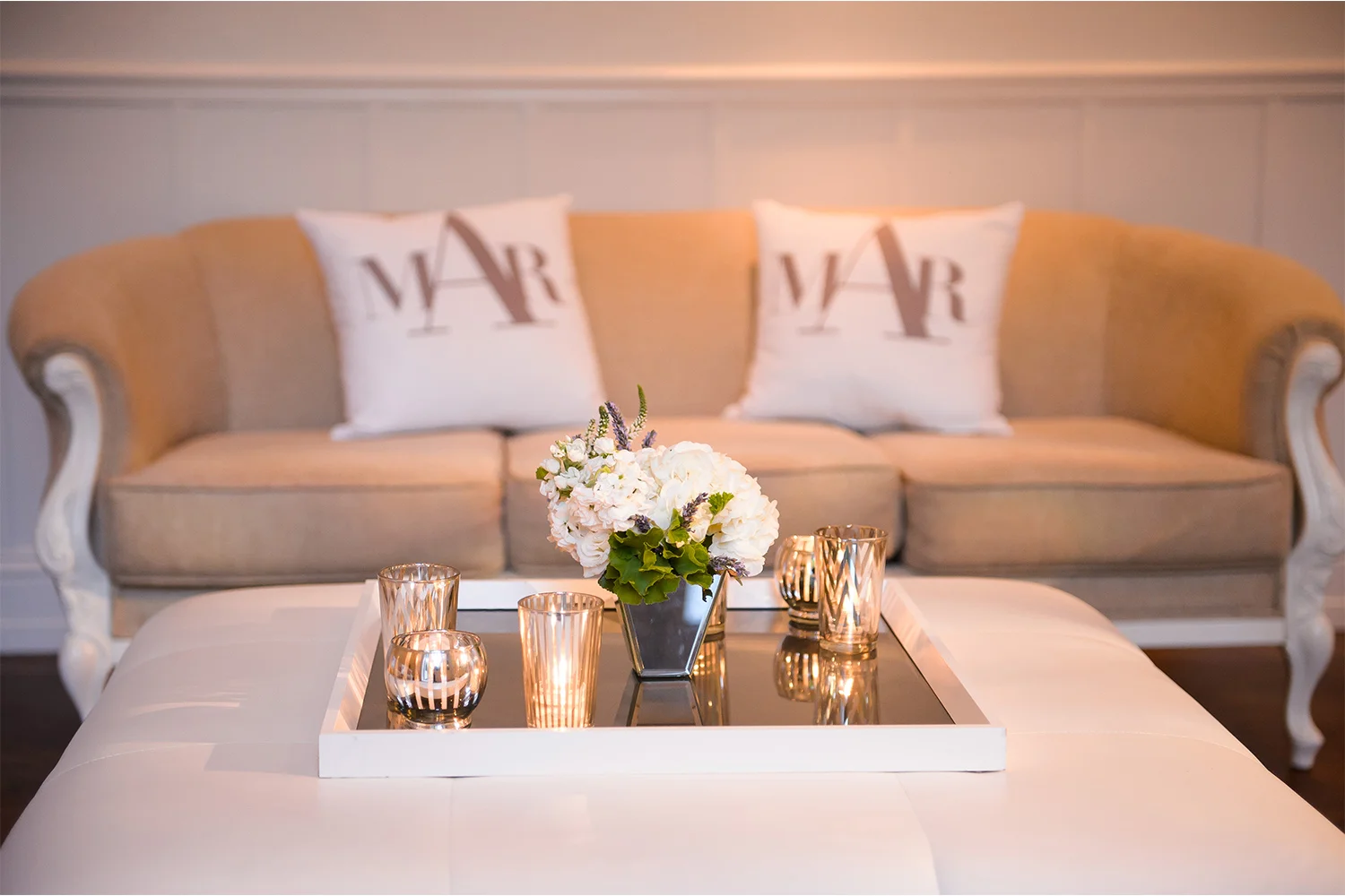 monograms-wedding-trends-affordable-planner-chicago-engaging-events-by-ali.jpg