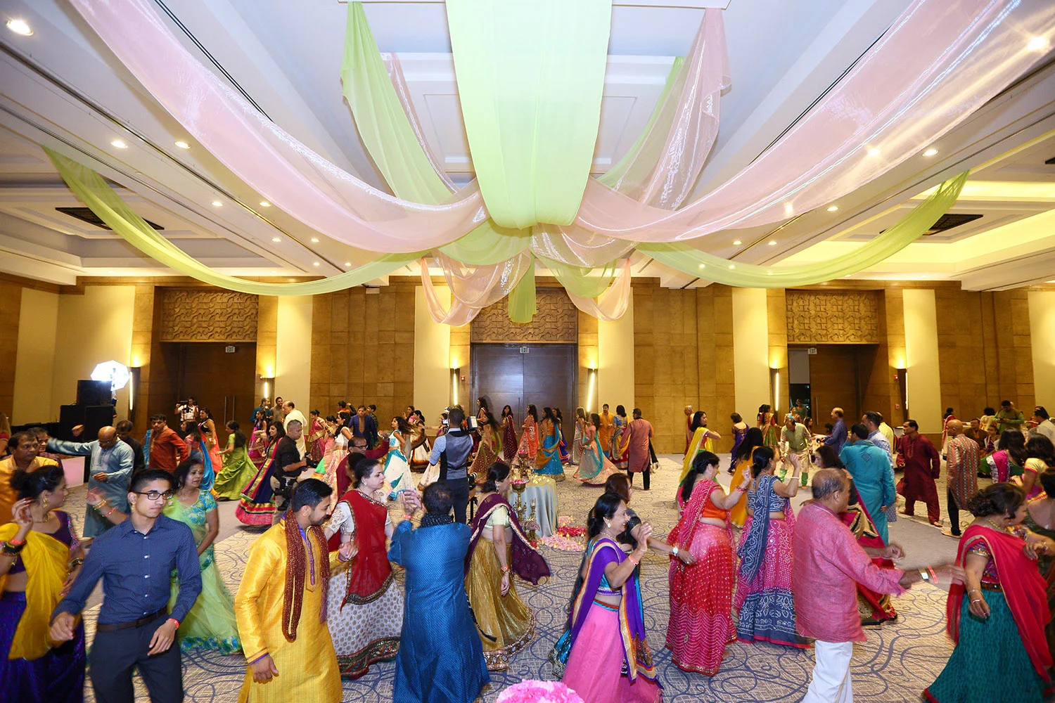 wedding-traditions-chicago-coordination-high-end-engaging-events-by-ali-10twelve.jpg