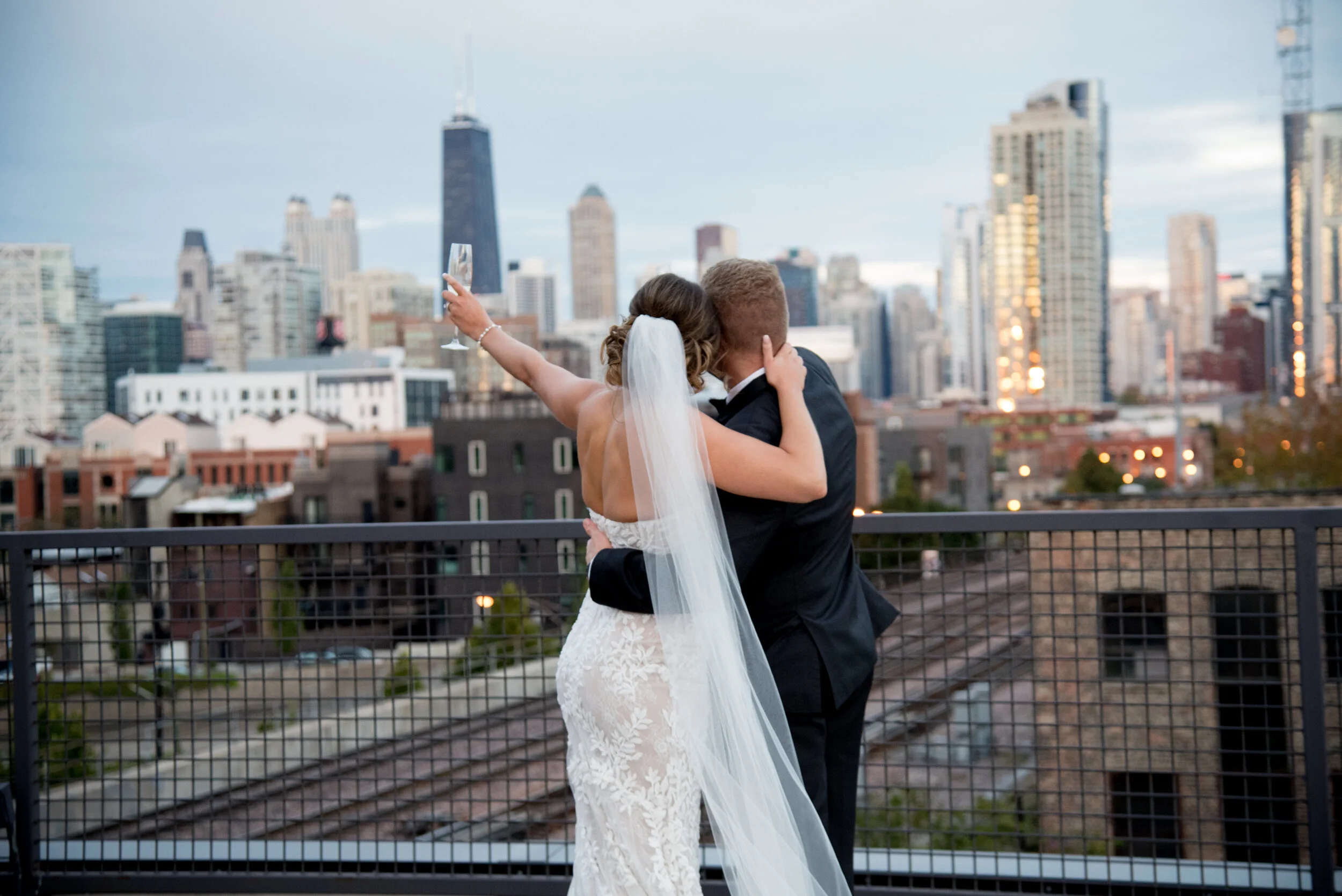 Bridge Phase for Wedding Guest Counts in Chicago and Illinois and the State Reopening Plan