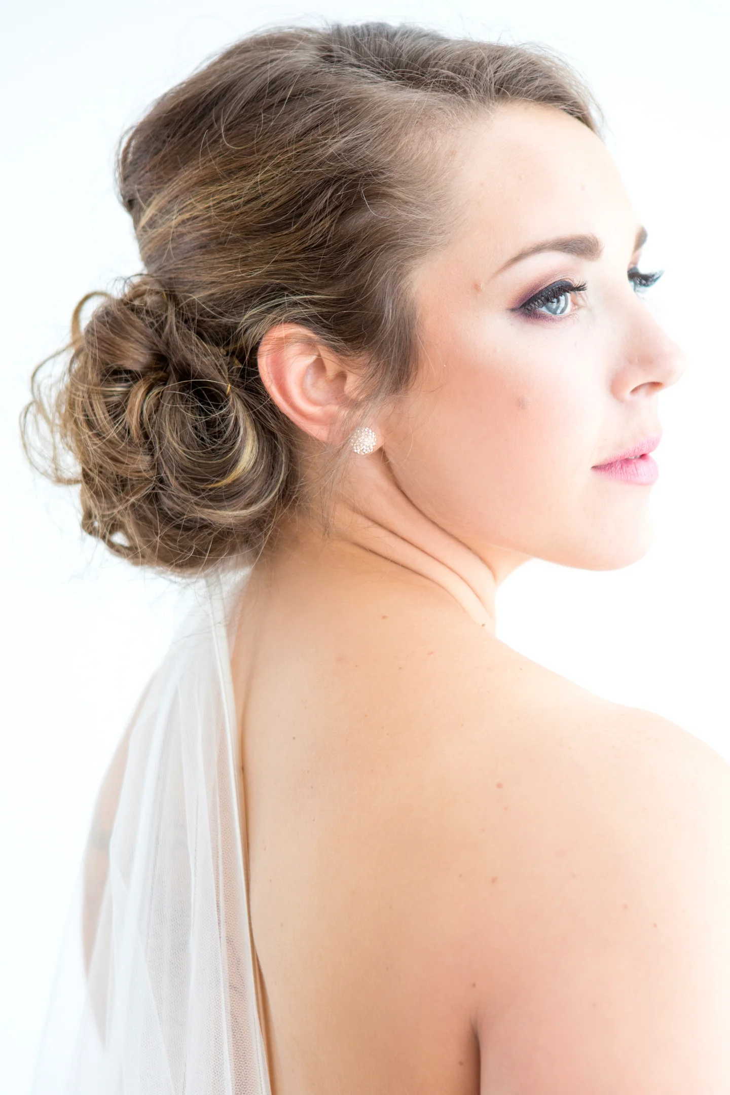 STYLED_BRIDAL_SHOOT_WEB-47.jpg