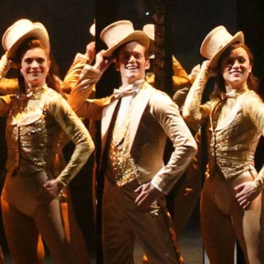354-crop_A-Chorus-Line_On-The-Run.jpg