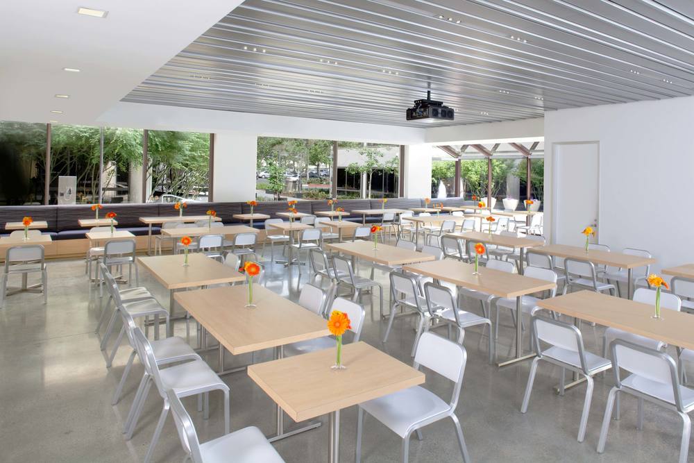 Corporate Cafeteria — De Meza + Architecture