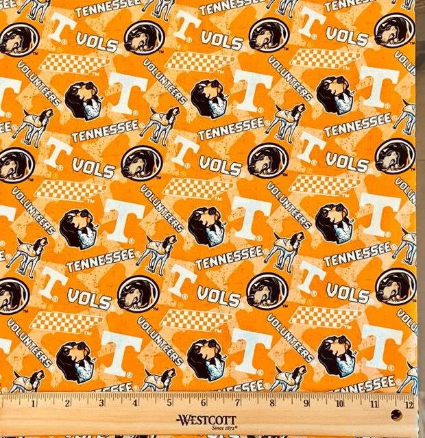 Tennessee - Toss Football