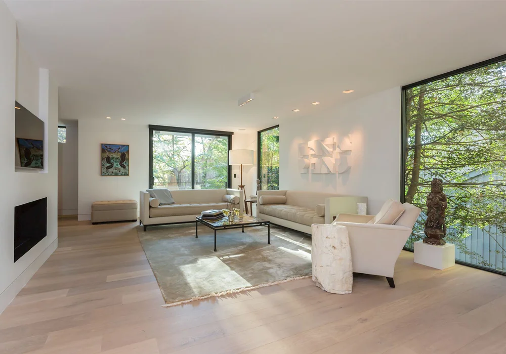 Livingroom.jpg