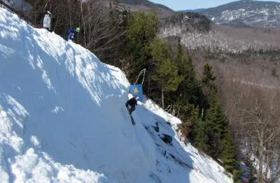The headwall of Dynamite encountered half way down the slope.