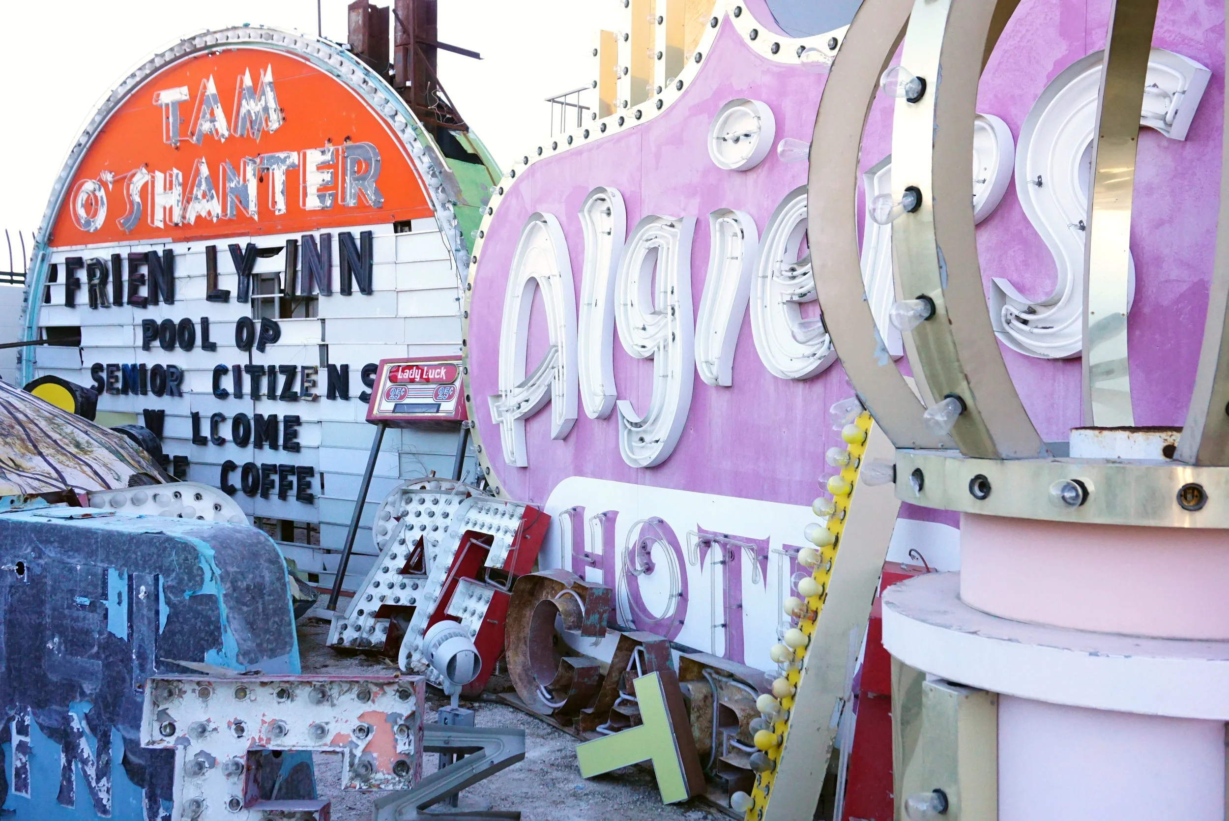 the-neon-boneyard-las-vegas.jpg