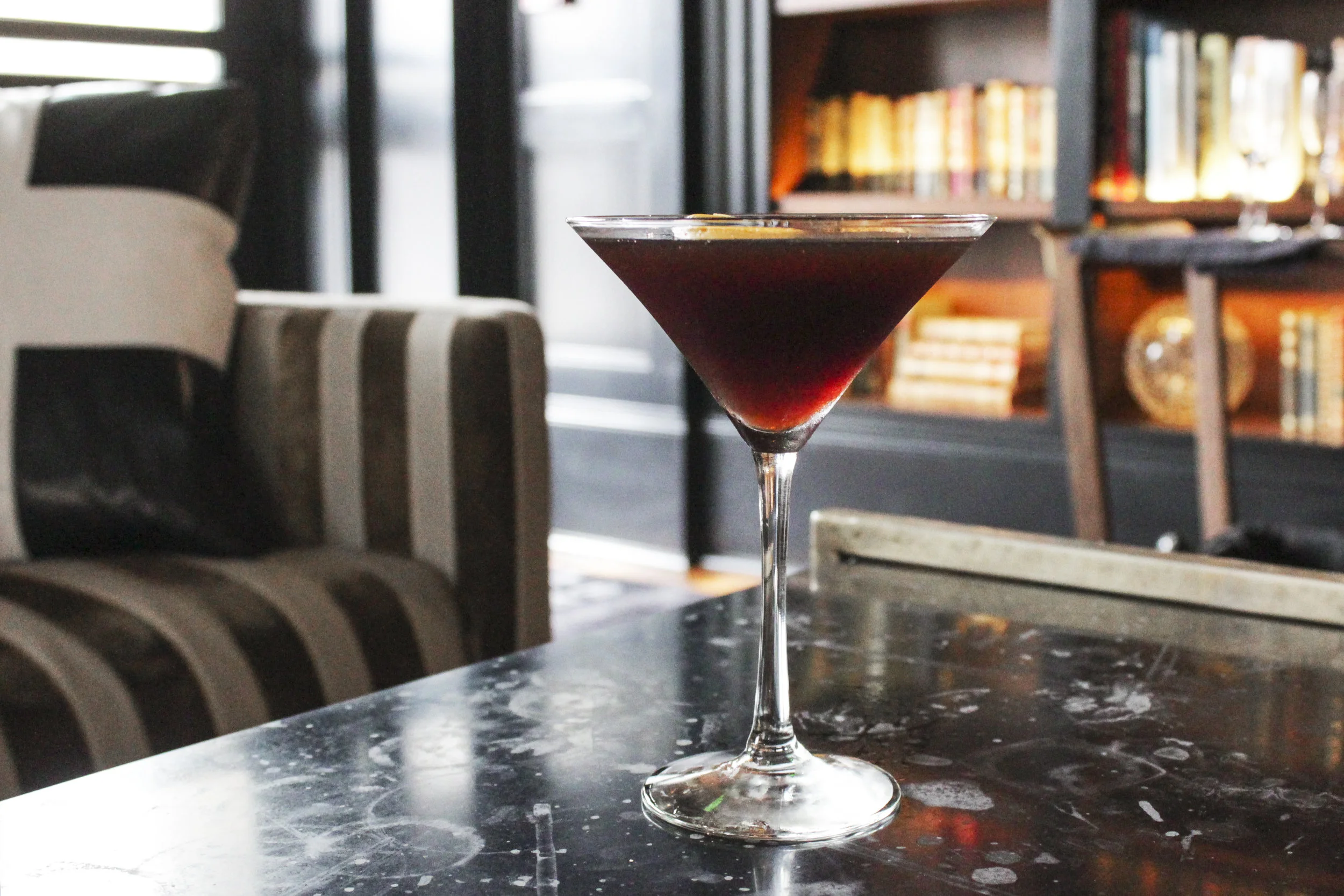 the-spaecator-hotel-bar-03.jpg
