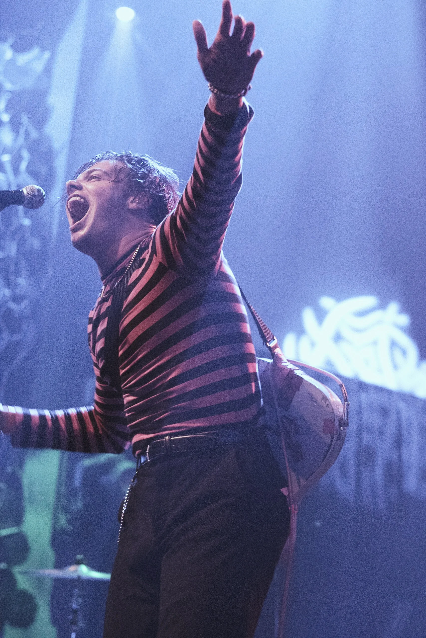 yungblud (11 of 22).jpg