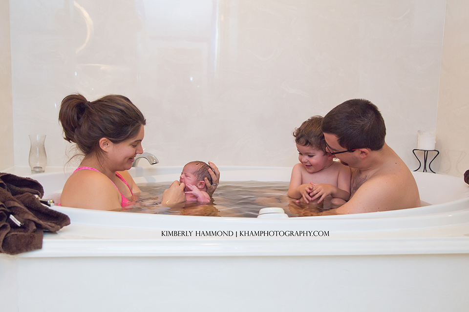 DFW Birth Photography | Dfw birth Photographer| Herbal Bath| Edenway Birth center Photography 