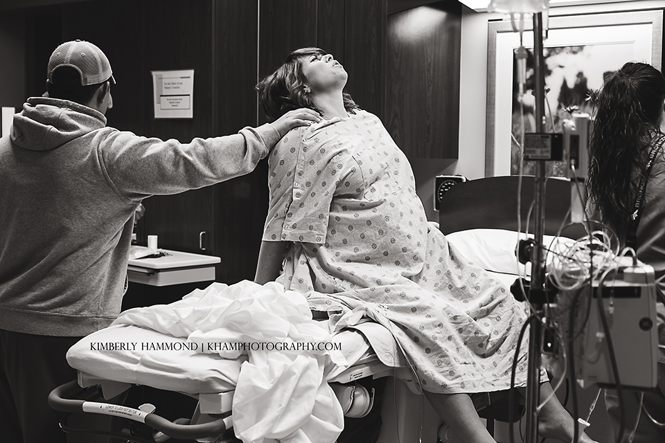 DFW Birth photography | Mansfield Birth Photography | Mansfield Methodist Hosptial | Dr Brown