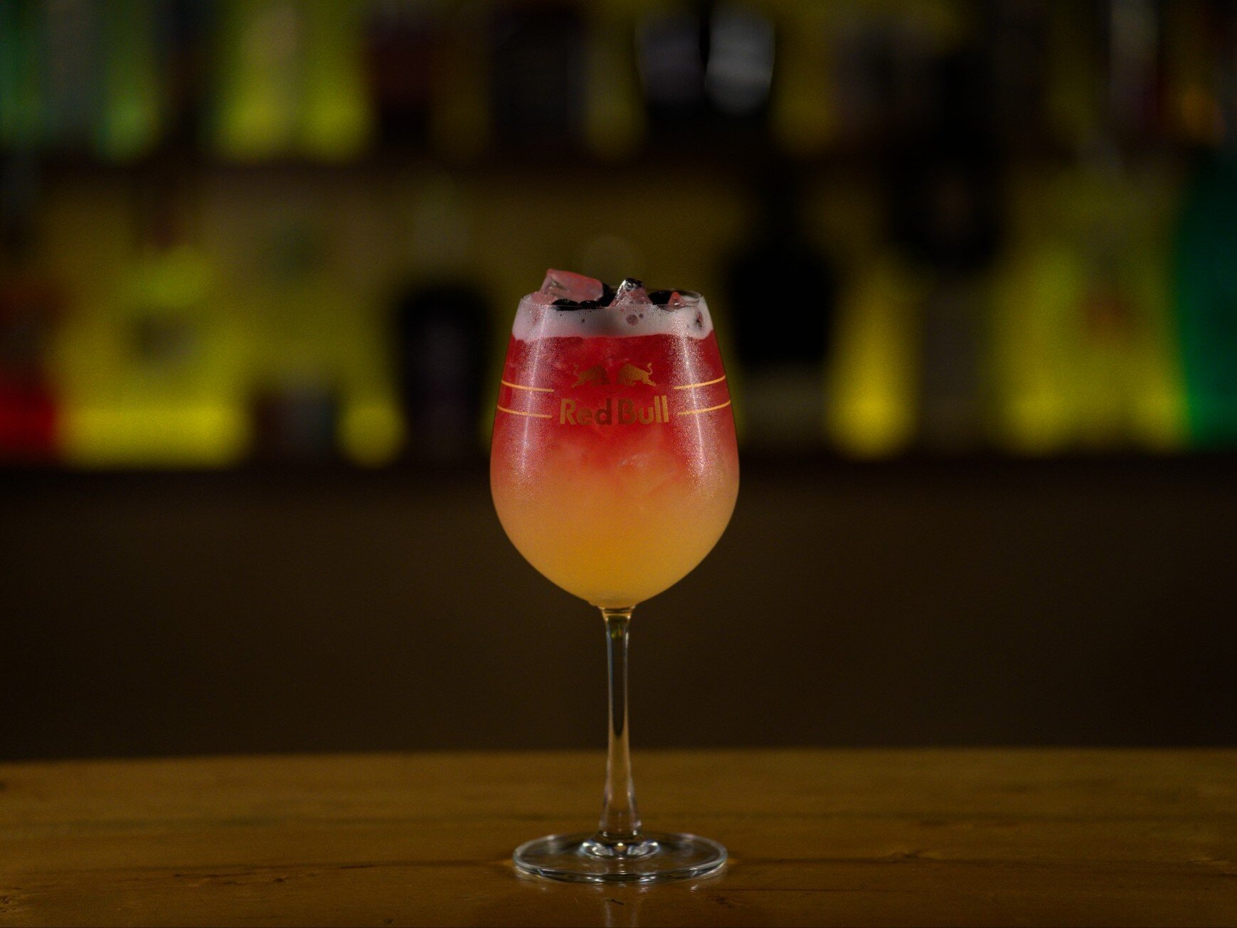 Vodka Redbull or Espresso Martini aren't the only pick-me ups we do...

The A&ccedil;a&iacute; Wings is the best of two worlds, a mango margarita blended with the A&ccedil;a&iacute; No-Sugar Red Bull Edition to make a delicious solution to post-work 