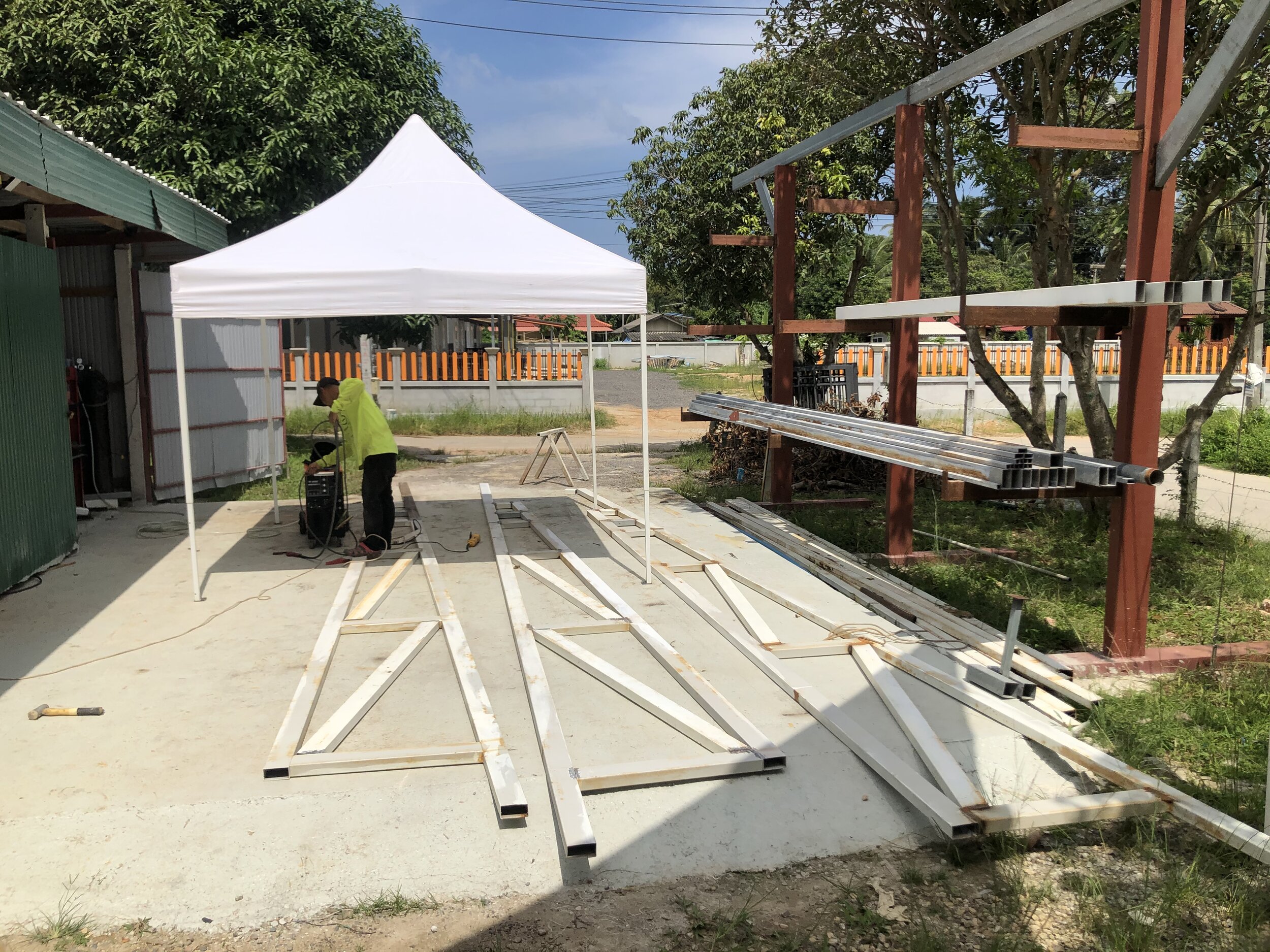 Roof Truss construction Samui