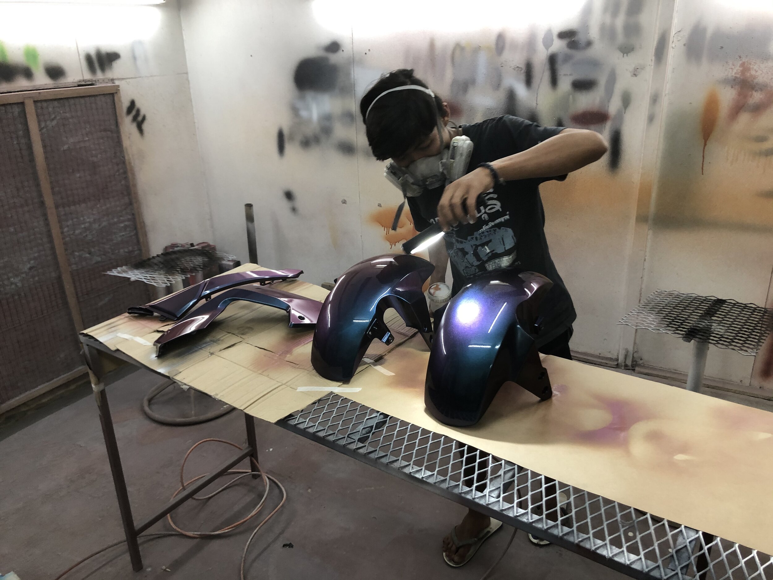 Chameleon Custom Painted Motorbike Parts &amp; Cars