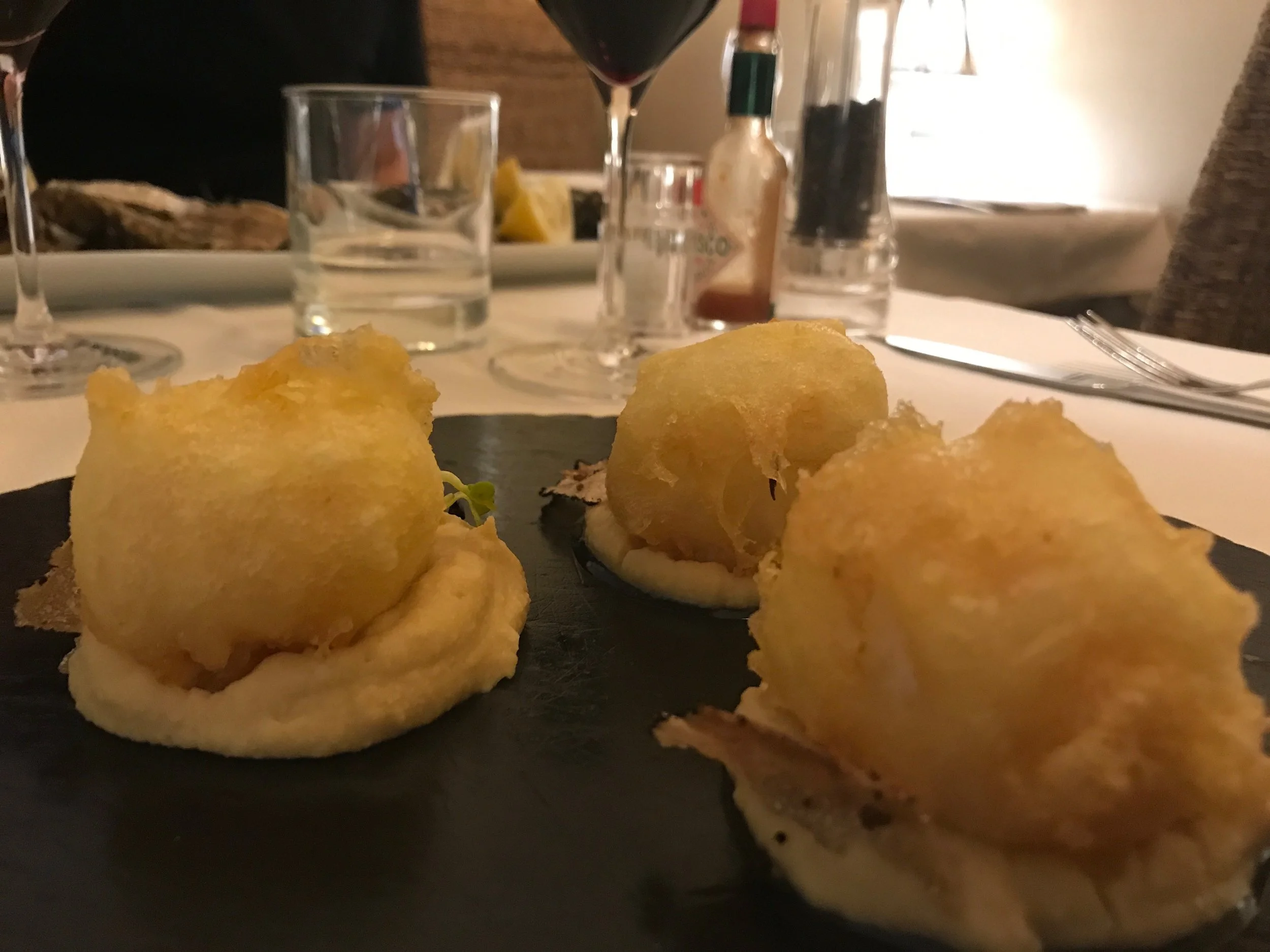  Appetizer: cod fish tempura with "purée of chickpeas" (read: hummus...they couldn't even call it hummus) and black truffles. 