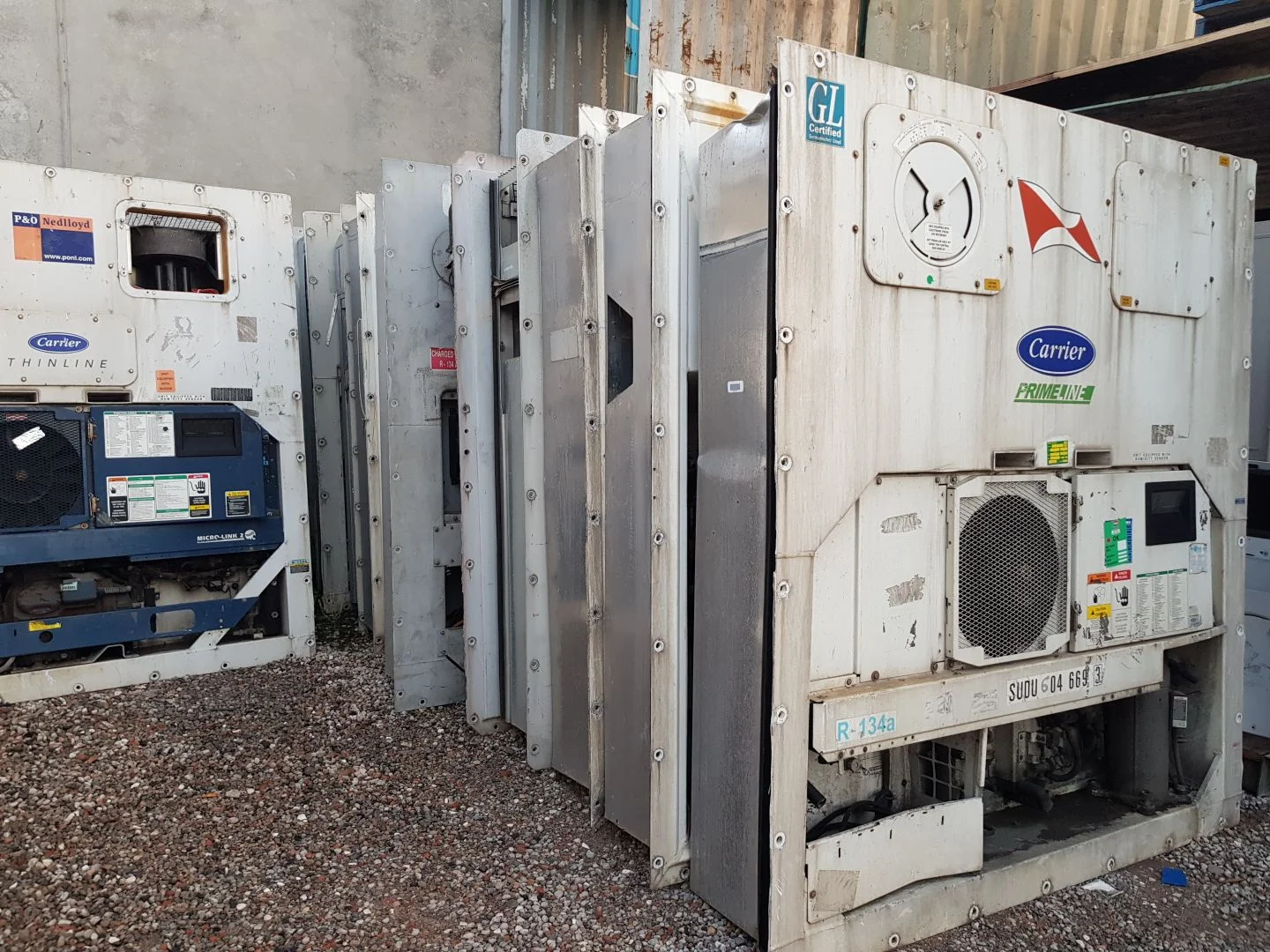 Fully serviced 3 phase refrigerated shipping container machinery, Carrier or Thermo King units available with 6 months warranty.