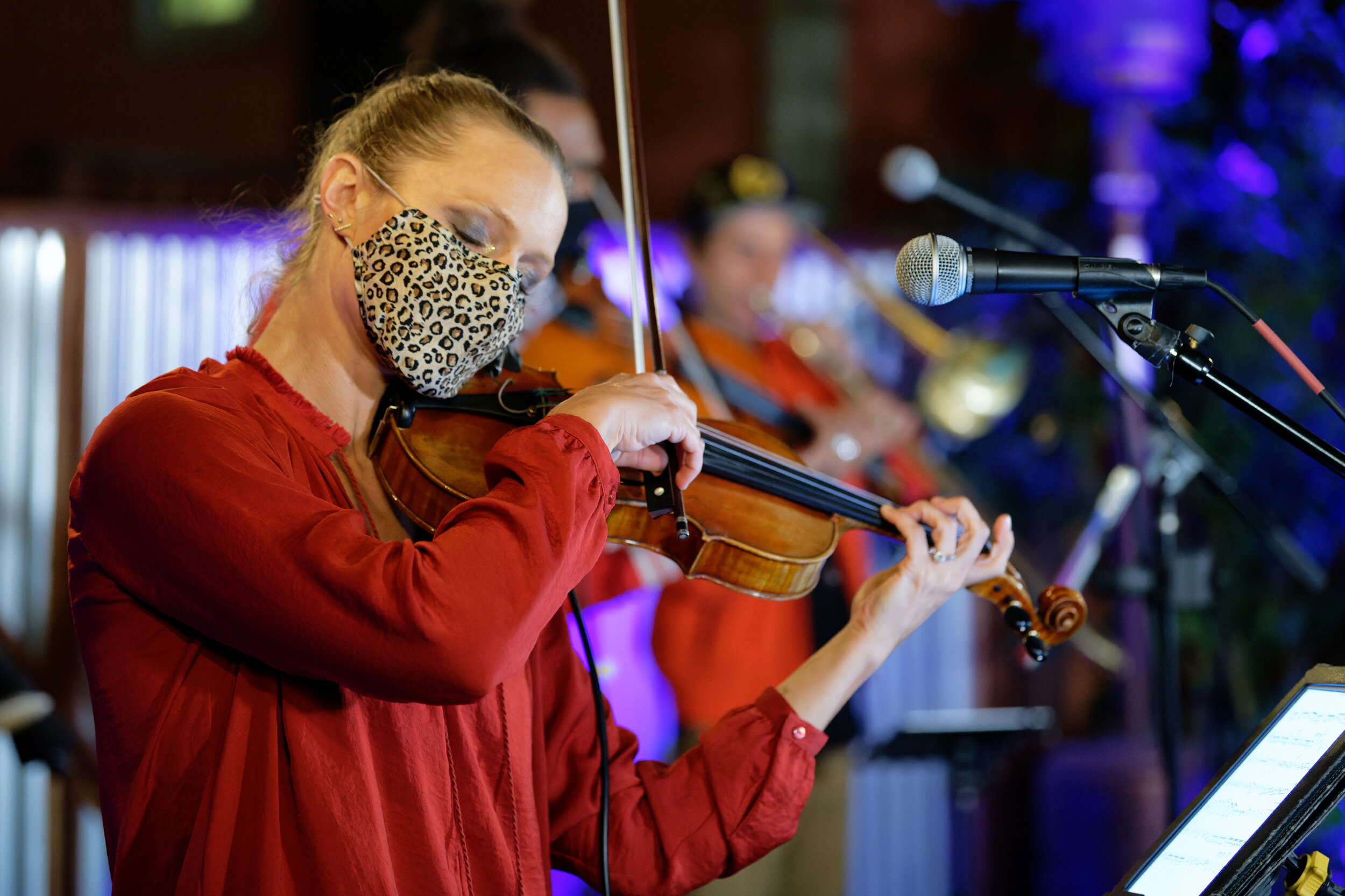 20201027 108 Oakland - Cosa Nostra Strings - Shadows.jpg