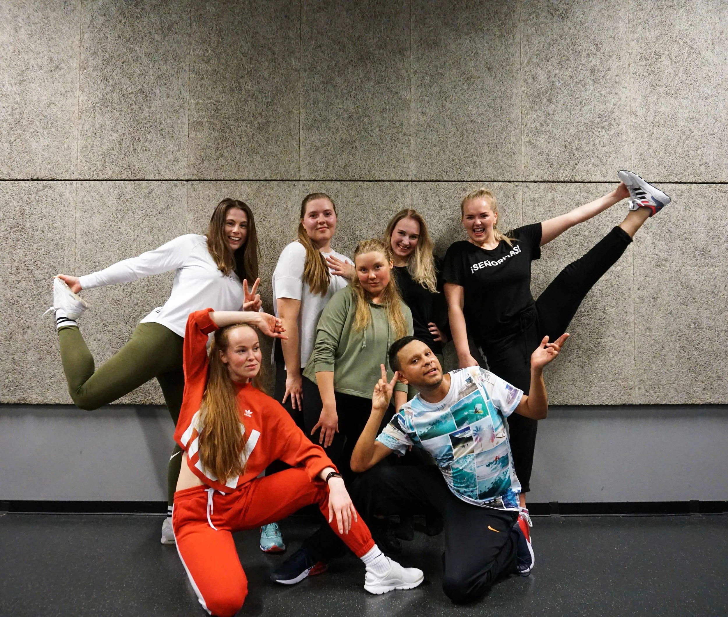 Female dancehall workshop