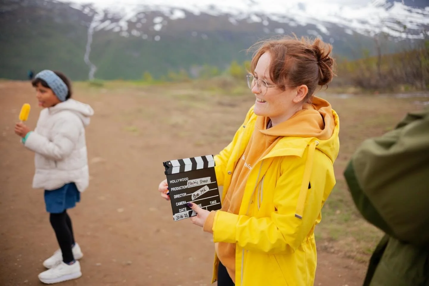 Tvibit Film s&oslash;ker produsent!🎬🌟

Vi s&oslash;ker en engasjert og strukturert produsent til v&aring;r film- og ungdomssatsing!🙌🏼 Les mer om stillingen via linken til v&aring;r blogg i bio!☝🏼