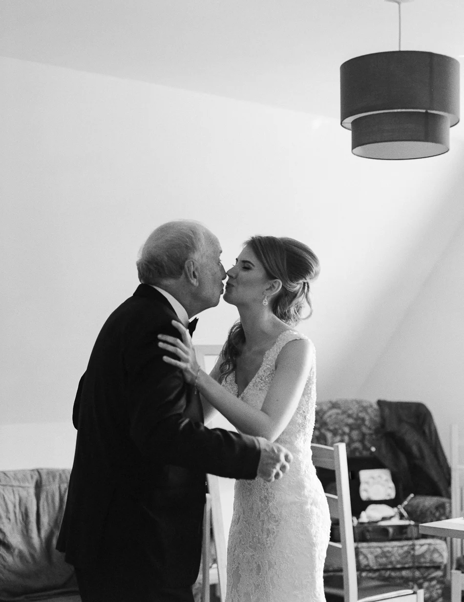 ChenSandsPhotographyMeghanChristianWedPREP-76.jpg
