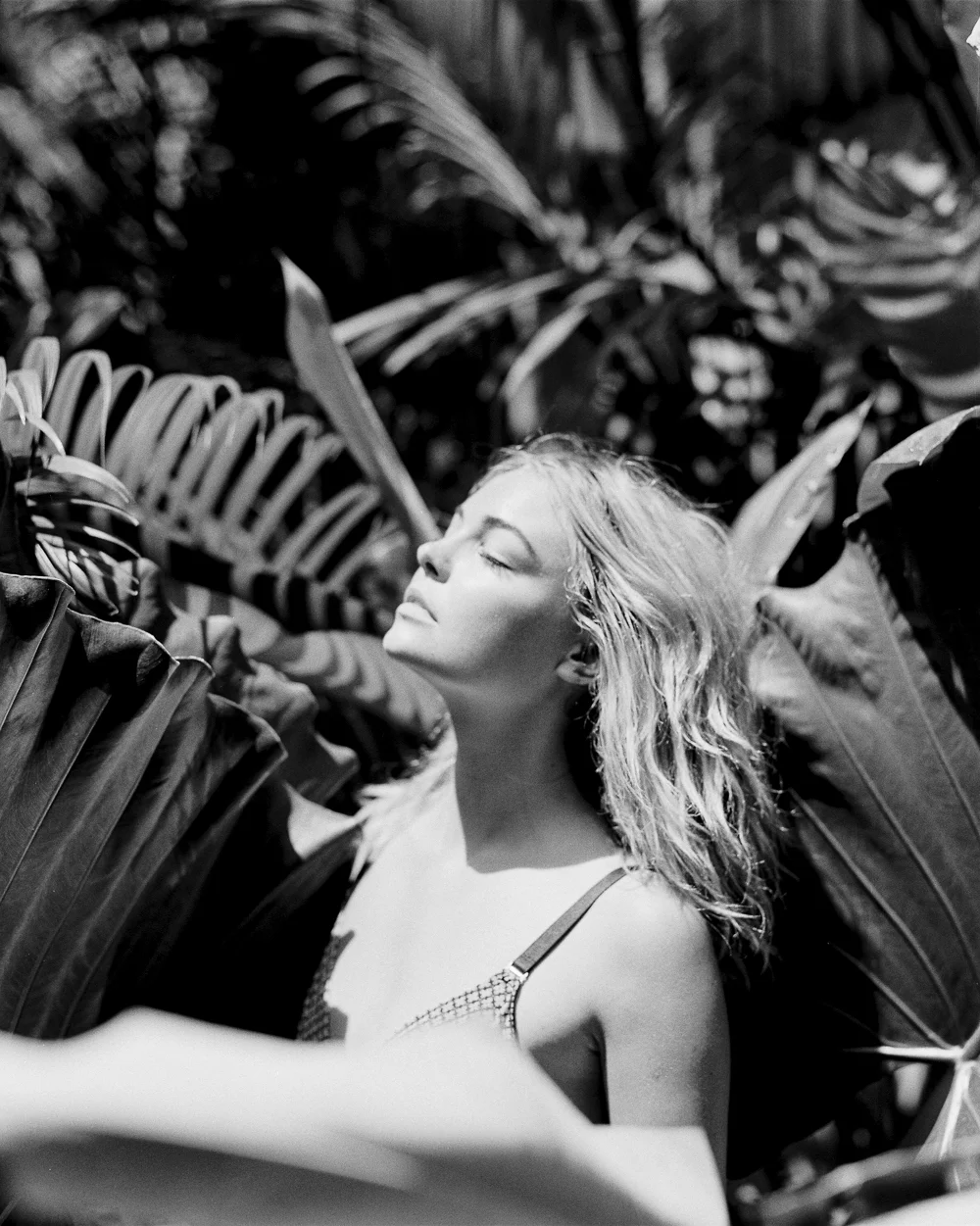 Chen Sands Photography - Bali - Destination Boudoir - Birdie-16.jpg