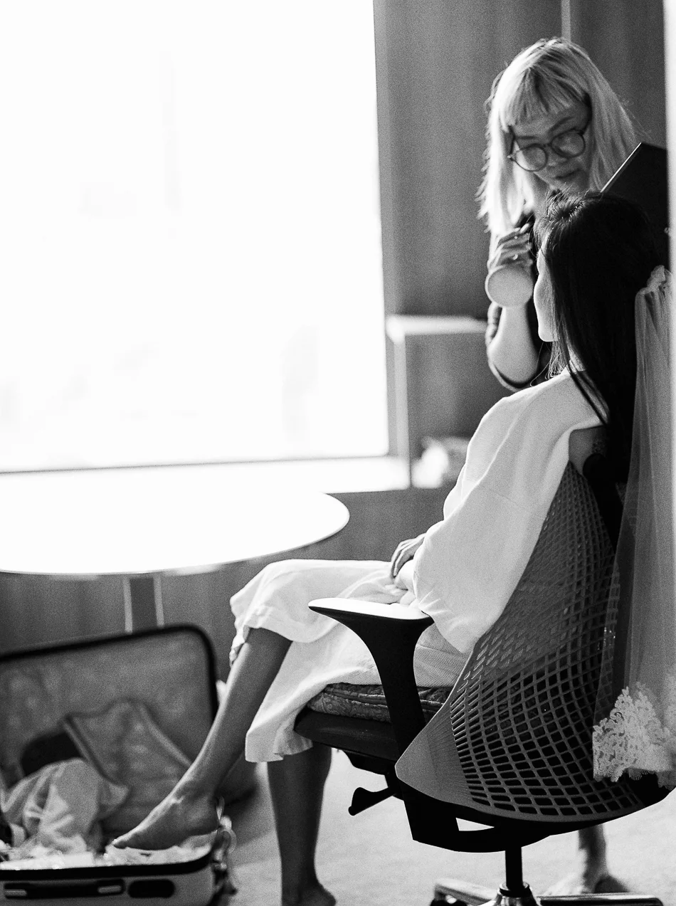 ChenSandsPhotoChrisGeriWedPREP-33.jpg