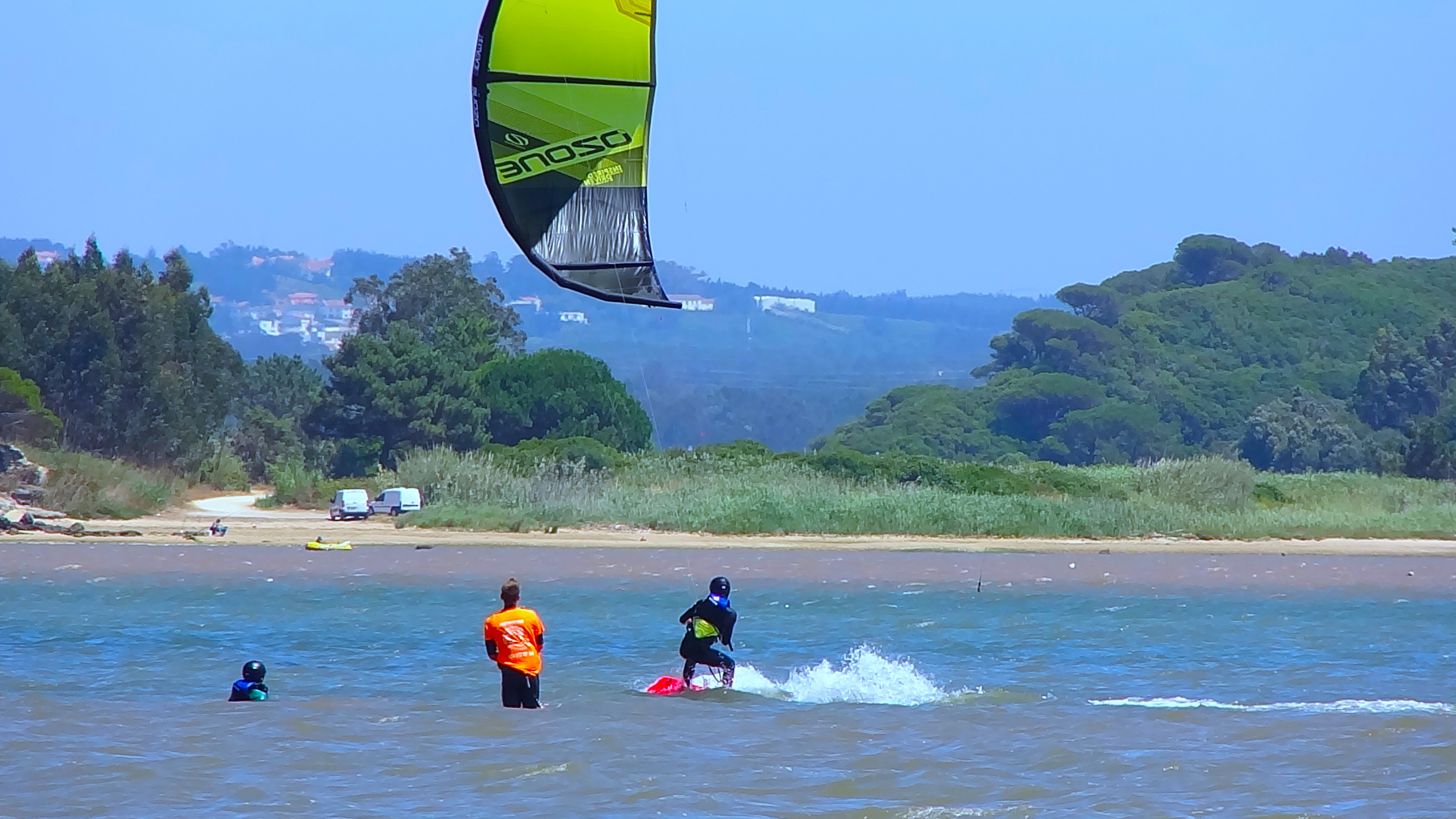 副本风筝冲浪学校Baleal -葡萄牙|风筝控制