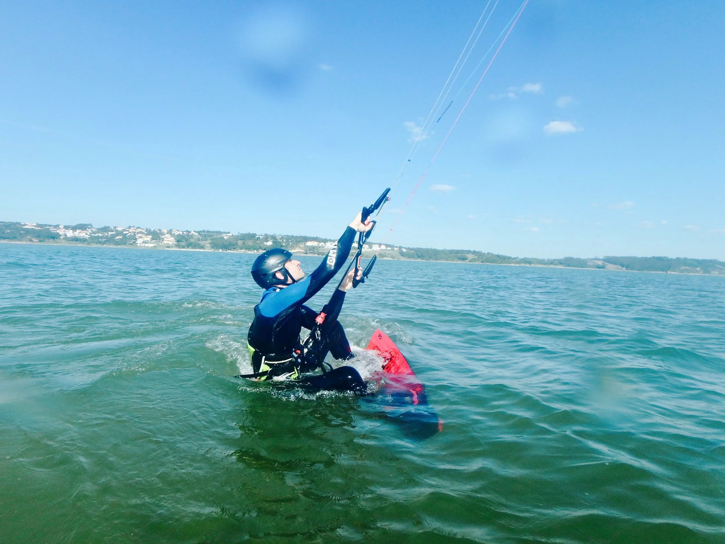 One day with your kitesurf school in Portugal
