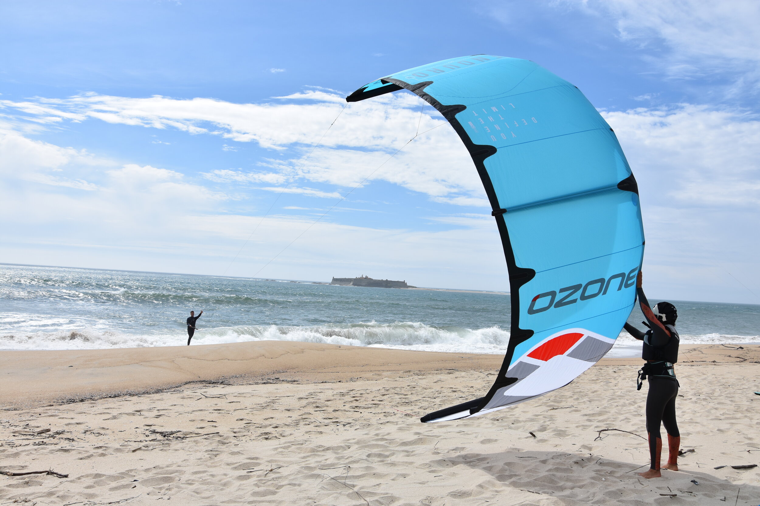 莫雷多海滩-葡萄牙:风筝控制。jpg