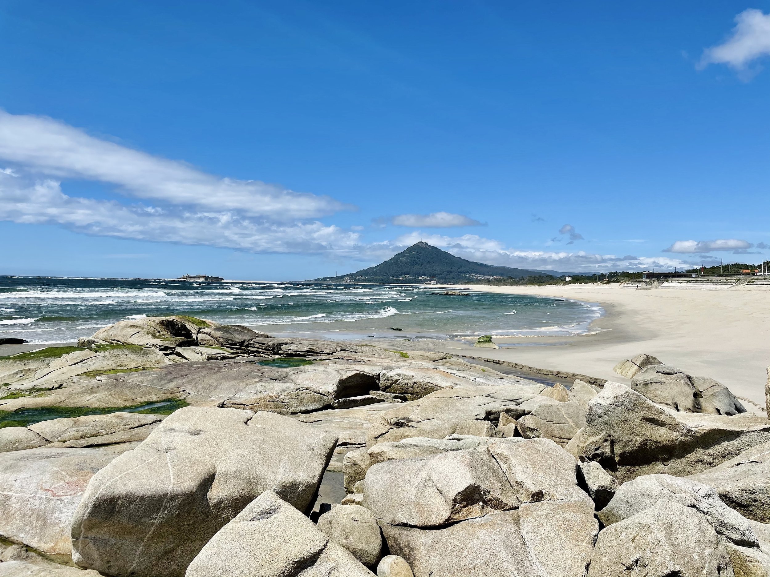 莫雷多海滩，维亚纳多卡斯特罗区，葡萄牙-风筝控制葡萄牙。jpg188比分直188bet体育