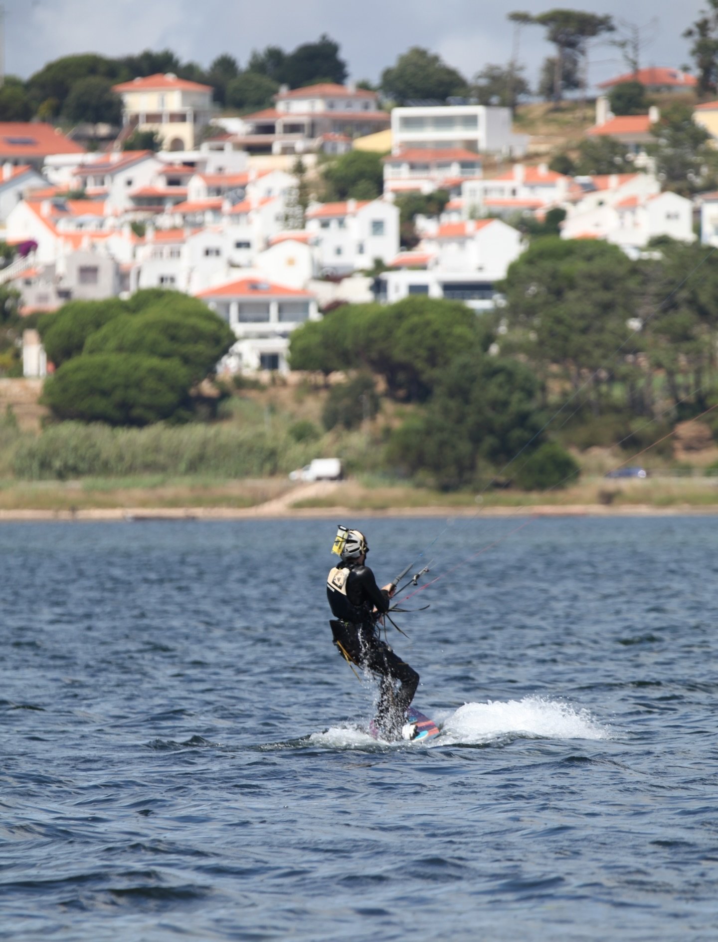 Learn - Control - Fly 🏄🏼&zwj;♂️🤙🏽

#kitesurfing #kite #kitesurf #kiteschool #portugal #visitportugal