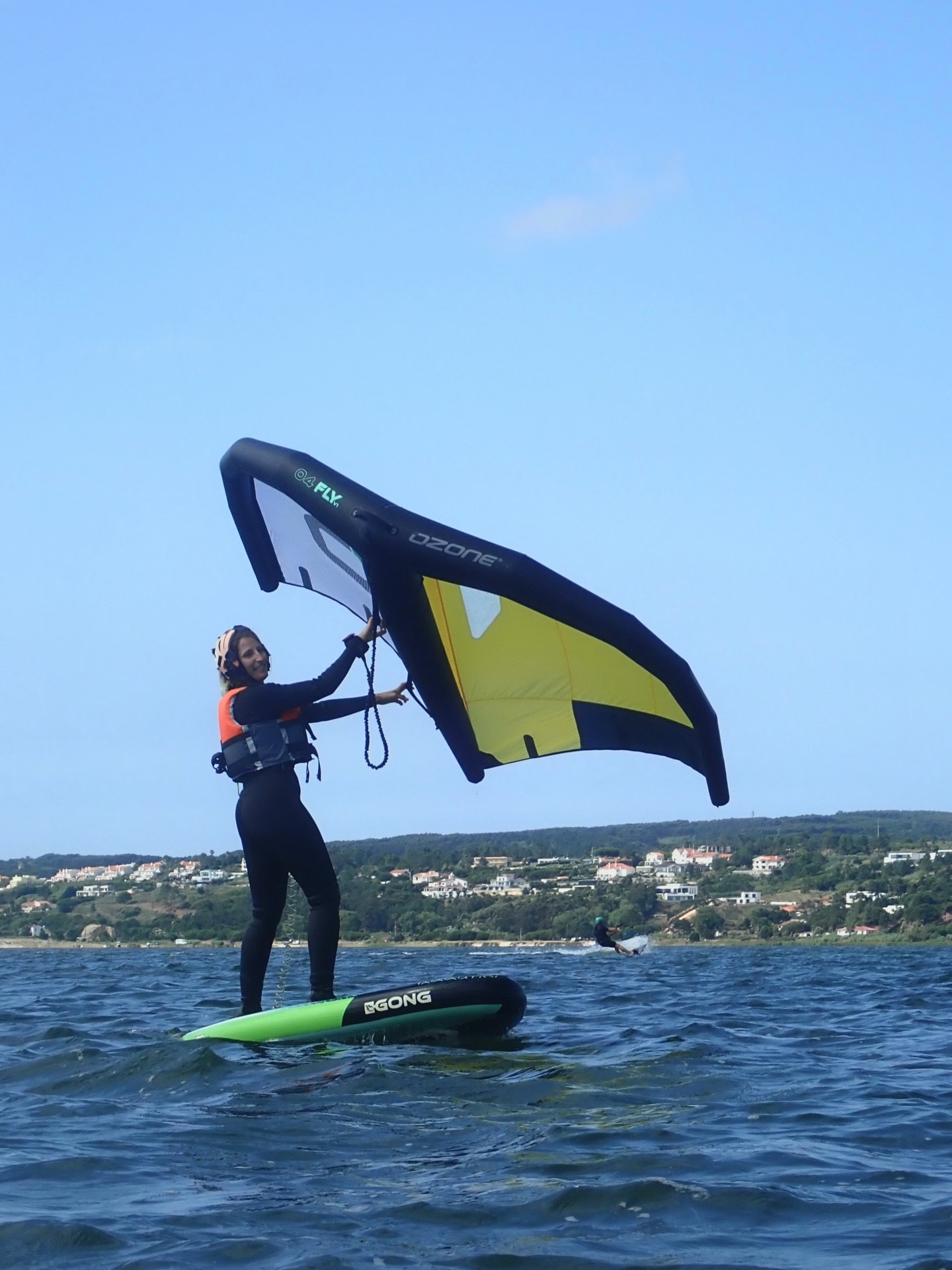 Wings up and worries down! 🦋🩵🌊

#wingfoil #wing #foil #watersport #portugal #visitportugal @wingfoilnowportugal @ozone.wing