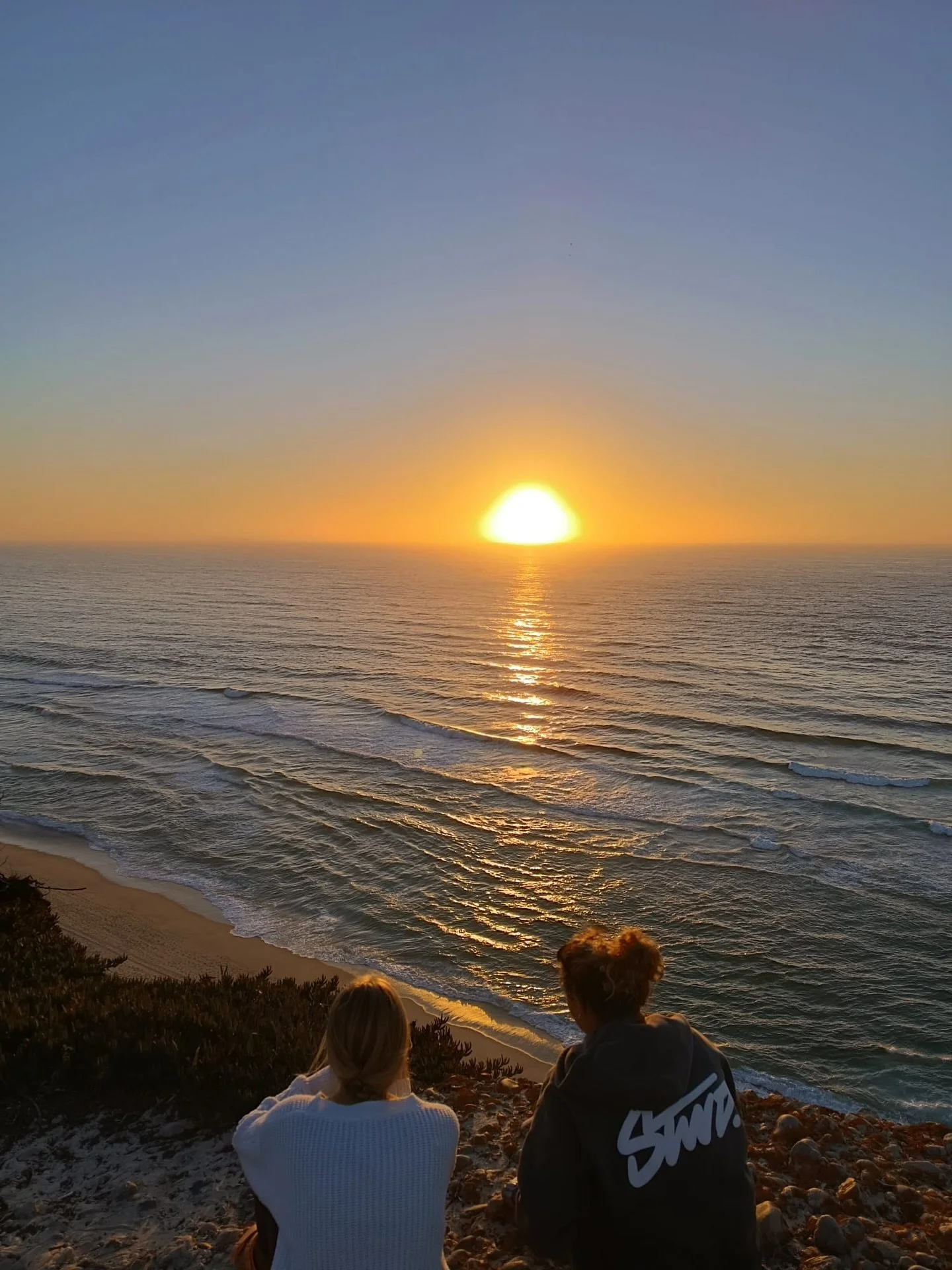 Counting down to summer&hellip; getting lost in endless moments 💨🤍🌊

#summer #ocean #vacation #portugal