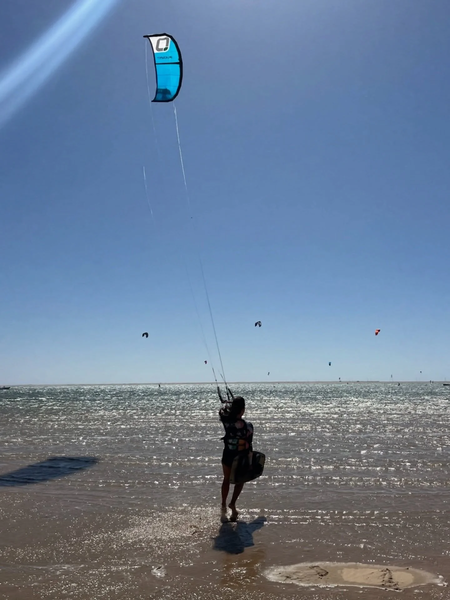 From first launch to full ride.. 💨🪁

@ozonekites #kitesurf #kiteboard