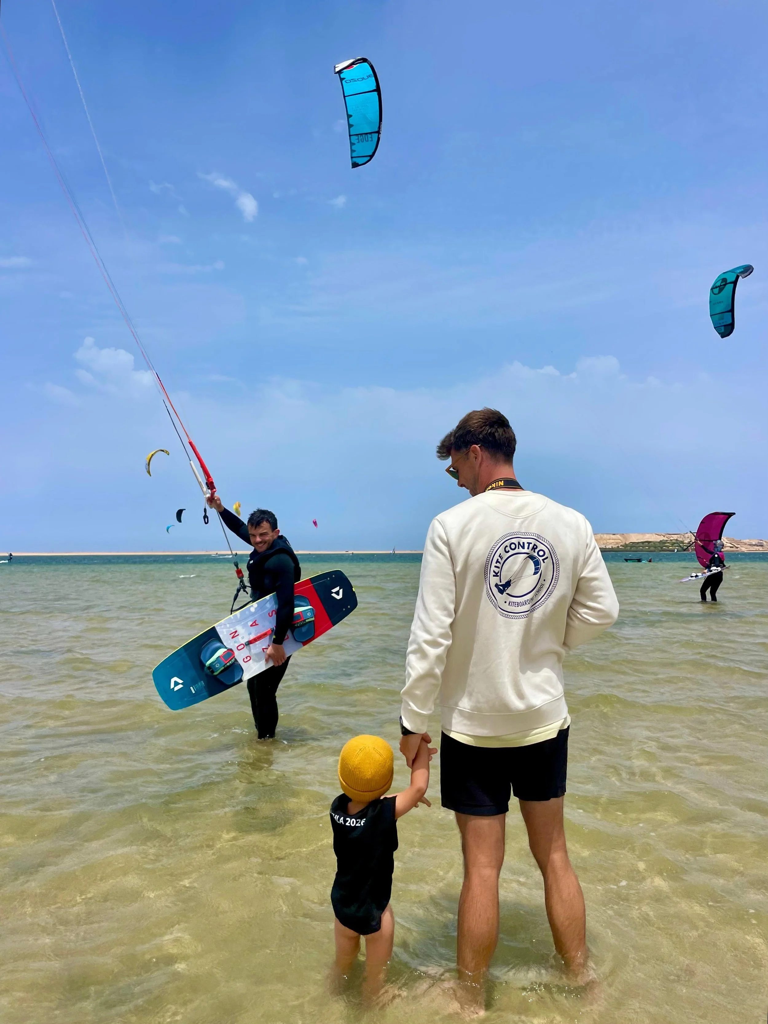 Our kitesurfing trip to Dakhla&rsquo;26 has officially started 🌊💨 
The wind is amazing, the vibes are perfect and we already know these next days are going to be unforgettable! 😍 Can&rsquo;t wait for more sessions, sunsets and good times with an i
