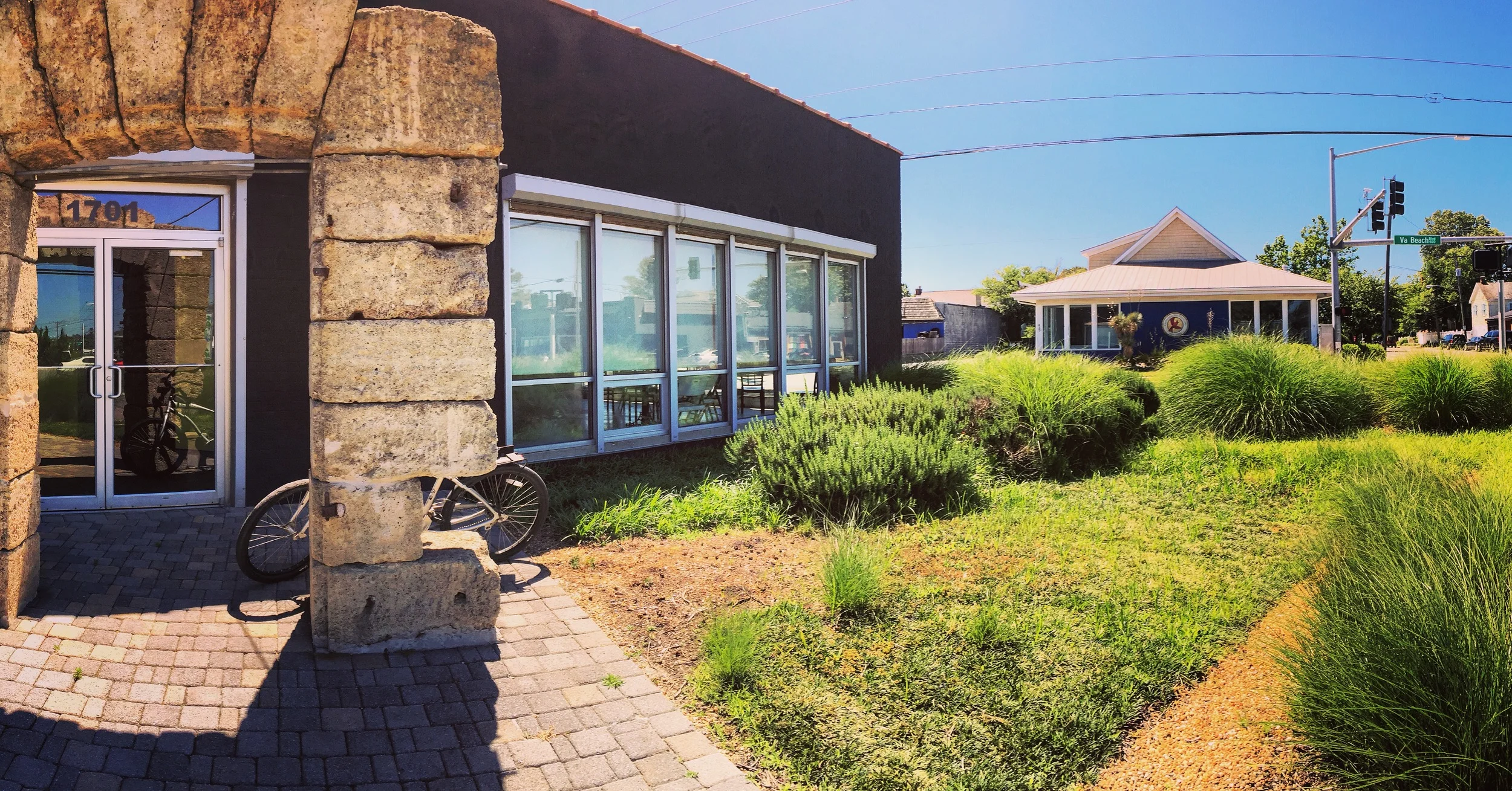 Feel the Co-Working Vibe @ 1701 VB