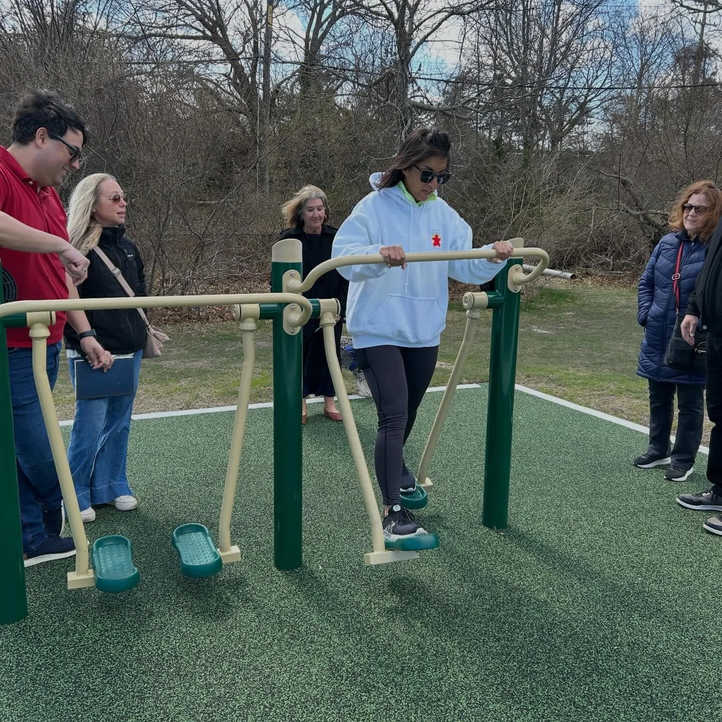 Patty Tuzzolo, our longtime board member and treasurer, recently demonstrated the new equipment at Shinnecock Canal Maritime Park in Hampton Bays to members of the Southampton Town Disability Advisory Task Force, of which Patty is a member, along wit