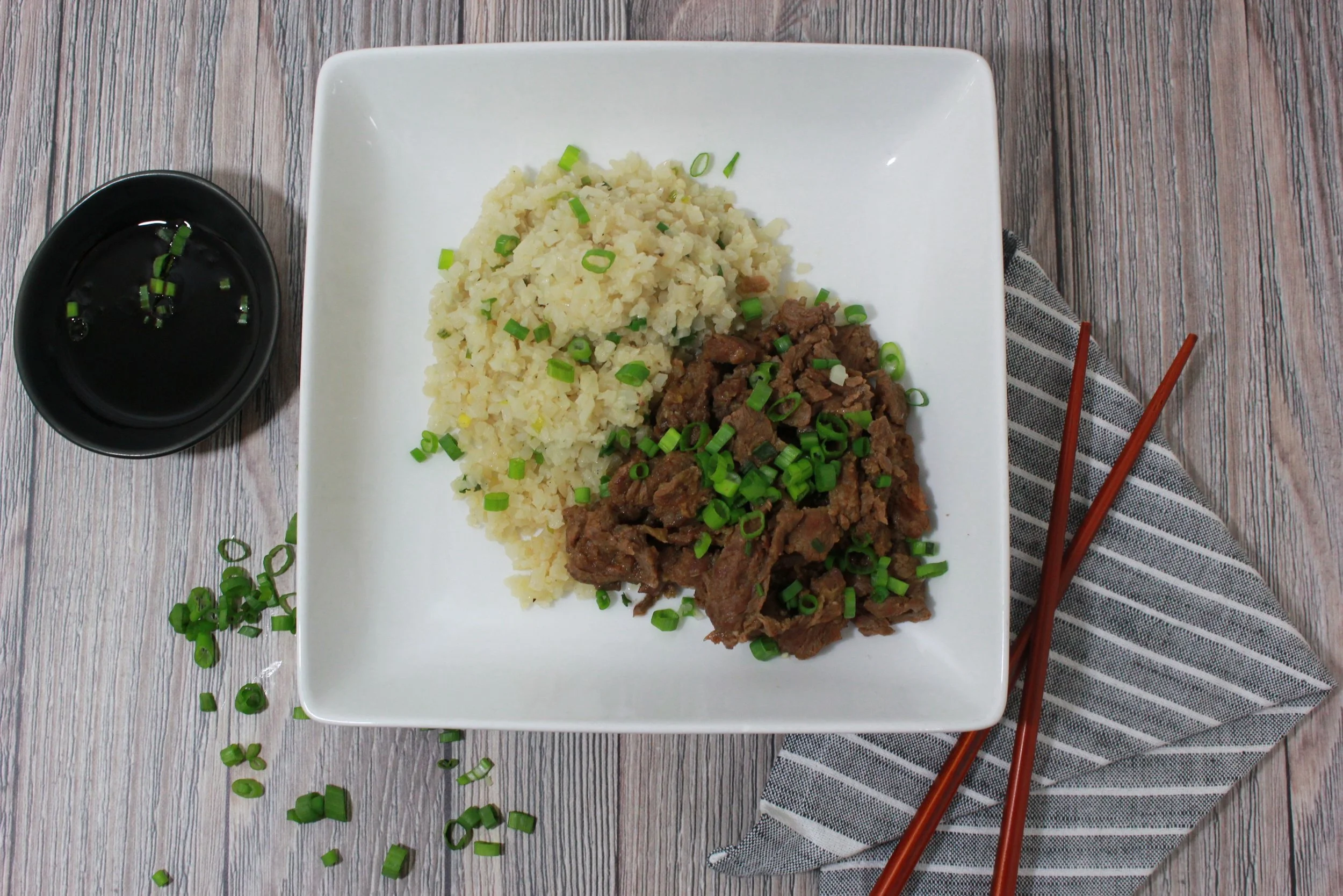 Spicy Korean Beef Bowl with Cauliflower Rice
