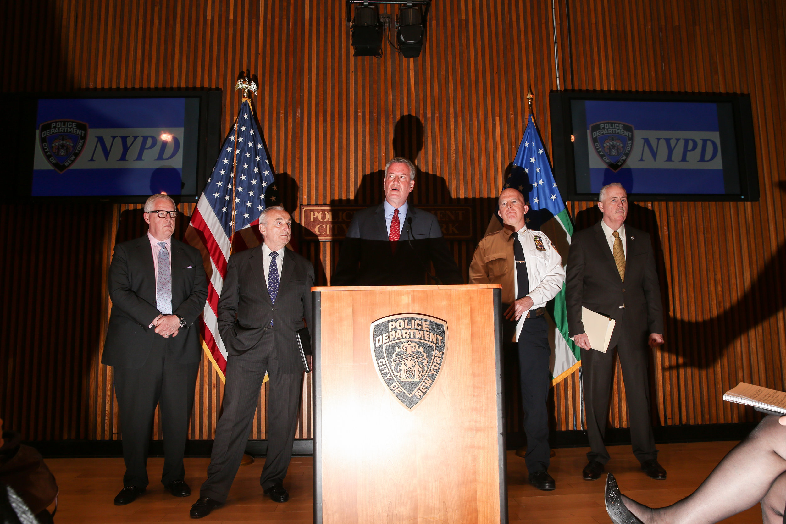  NYC mayor Bill de Blasio holds a press conference at 1 Police Plaza 