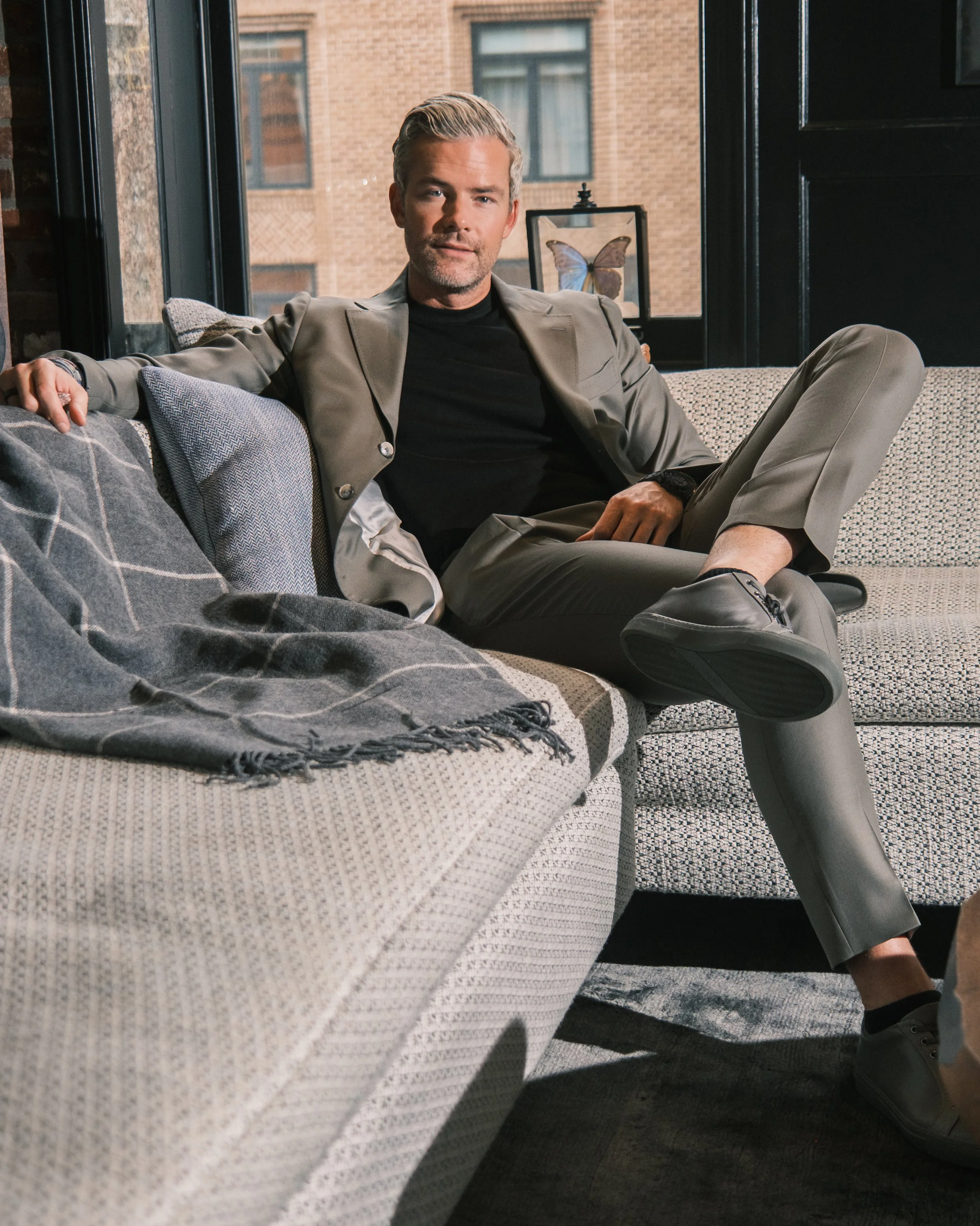  Ryan Serhant 