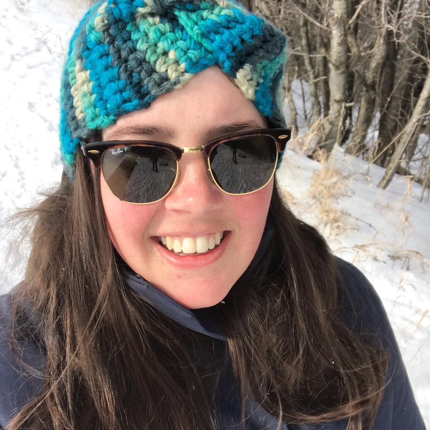 Happy Friday! 

I&rsquo;m pretty ready for winter to be over... 
but I do love wearing this headband by the lovely @123emmyabc 
.
.
.
#wintertime❄️ #snowshoeing #headbandstyle #winterweather #winterwalks #naturetime #winterwalk